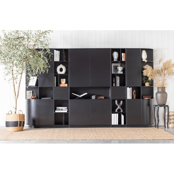 Knygų spinta juodos spalvos iš pušies masyvo 40x210 cm Finca – WOOOD-image-1