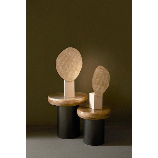 Smėlio spalvos iš metalo stalinis šviestuvas (aukštis 46 cm) su metaliniu gaubtu Neev – Bizzotto-image-1