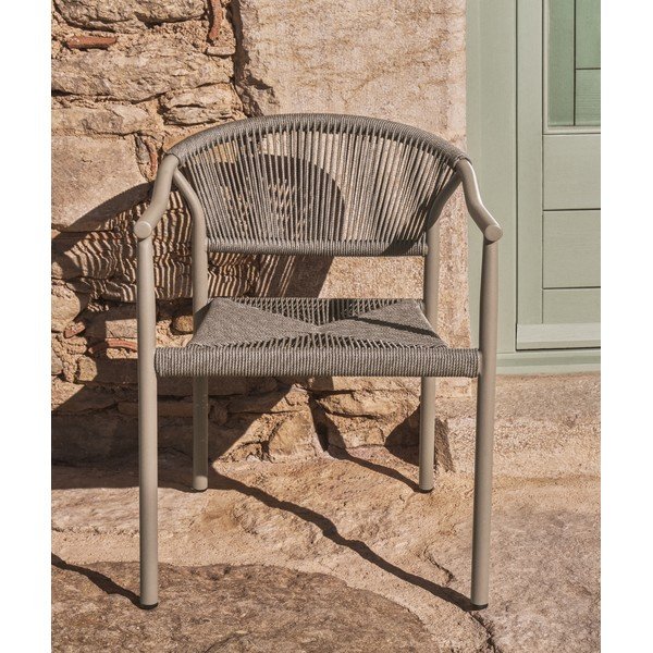 Taupe spalvos sodo kėdė rotangas Livadia – Kave Home-image-1