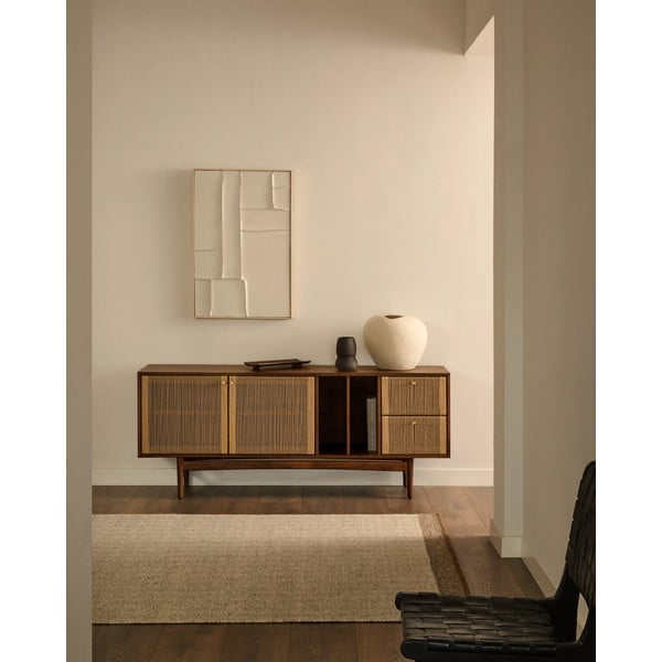 Žema šoninė spintelė rudos spalvos iš riešutmedžio 180x73 cm Elan – Kave Home-image-1