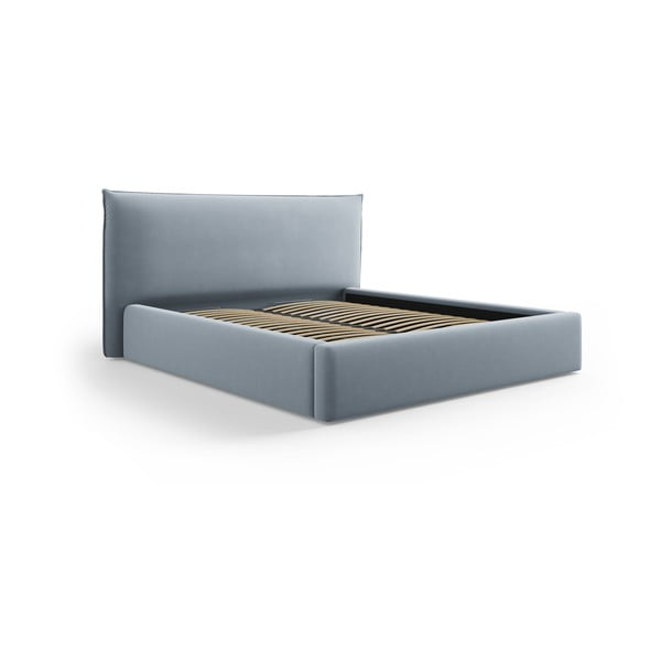Dvigulė lova šviesiai mėlynos spalvos audiniu dengta su sandėliavimo vieta su lovos grotelėmis 160x200 cm Elio – Milo Casa