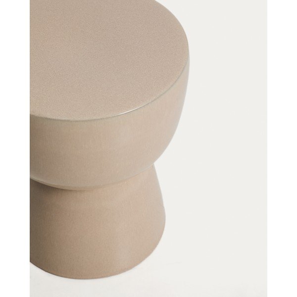 Iš keramikos apvalios formos sodo šoninis staliukas 36x36 cm Mesquida – Kave Home