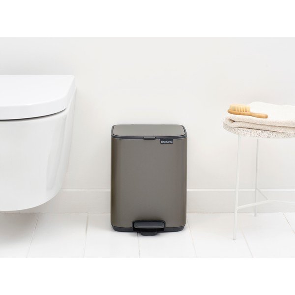 Pilkos spalvos šiukšliadėžė iš plieno su pedalu 7 l Bo – Brabantia-image-1