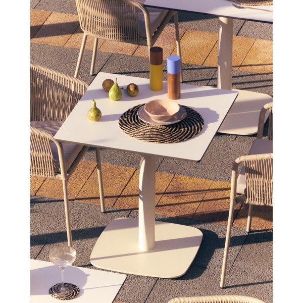 Iš metalo sodo valgomojo stalas 68x68 cm Dina – Kave Home-image-1