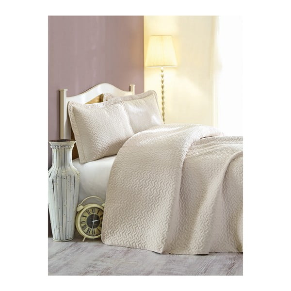 Smėlio spalvos dygsniuotas lovos užtiesalas su pagalvėmis Novo, 240 x 260 cm
