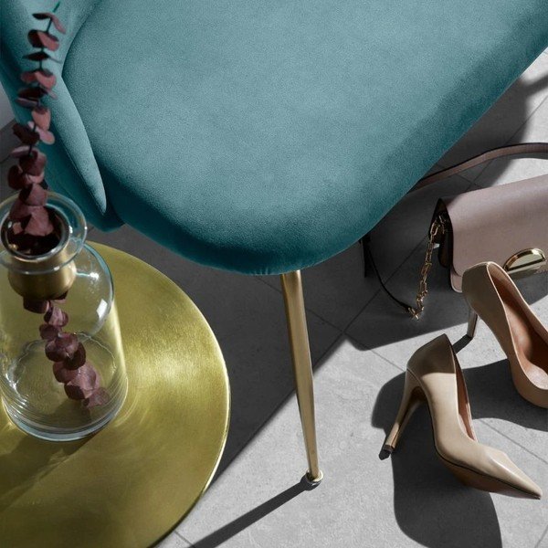 Iš aliuminio apvalios formos šoninis stalas ø 39 cm Rhet – Kave Home-image-3