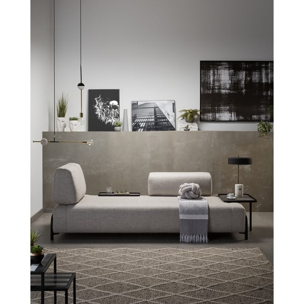 Smėlio ir pilkos spalvos sofa su nedideliu padėklu Kave Home Compo-image-1