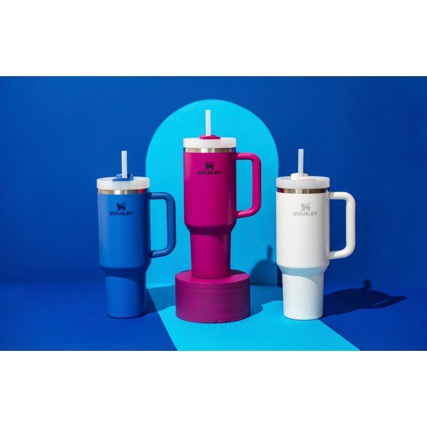 Baltos spalvos iš nerūdijančio plieno su šiaudeliu termosas 1,18 l Quencher H2.0 FlowState Tumbler Frost – Stanley-image-2