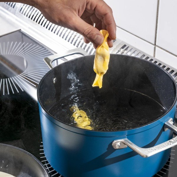 Puodas su dangčiu/su keramine danga 5,5 l Meda 4.0 – FABINI-image-4
