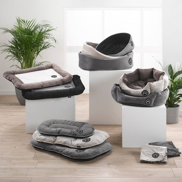 Smėlio spalvos iš zomšo augintinio guolis šuniui 61x38 cm Flakes – Love Story-image-1