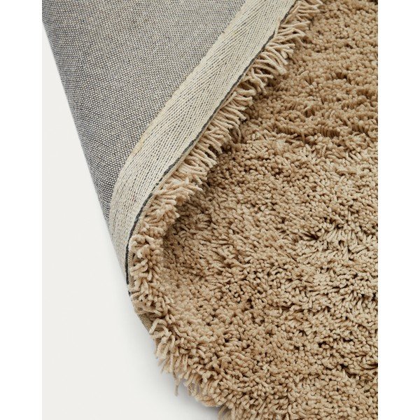 Smėlio spalvos kilimas 200x300 cm Neade – Kave Home-image-4