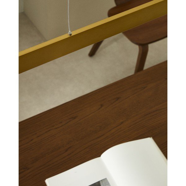 Auksinės spalvos kabantis šviestuvas LED su metaliniu gaubtu Boadella – Kave Home-image-3