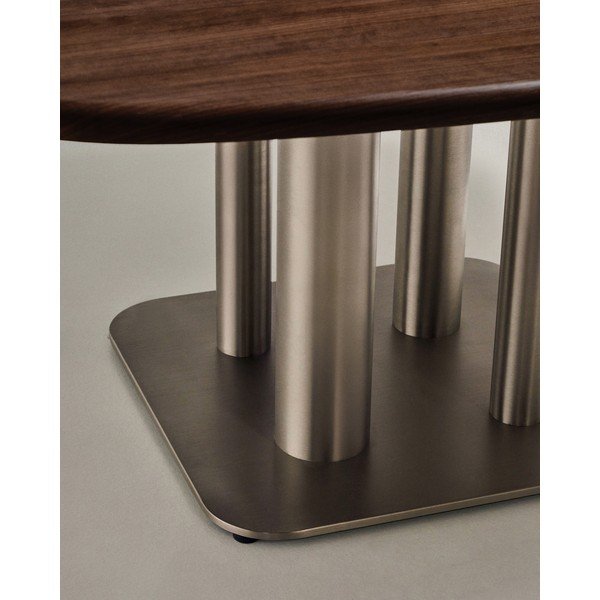 Valgomojo stalas iš riešutmedžio 150x150 cm Melvar – Kave Home-image-4