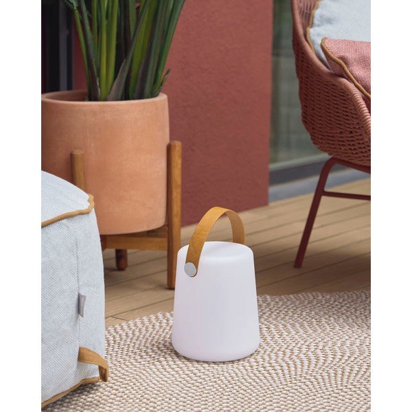 Baltai rudos spalvos lauko šviestuvas Kave Home Dialma-image-1