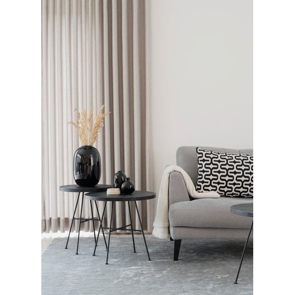 2 juodų šoninių staliukų rinkinys su pušies medienos stalviršiu Rowico Grafton-image-1