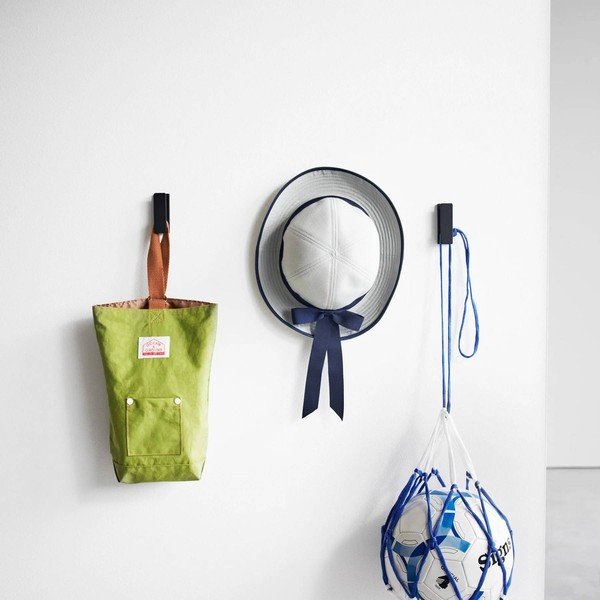 Sieniniai juodos spalvos iš metalo kabliai 3 vnt. Tower – YAMAZAKI-image-3