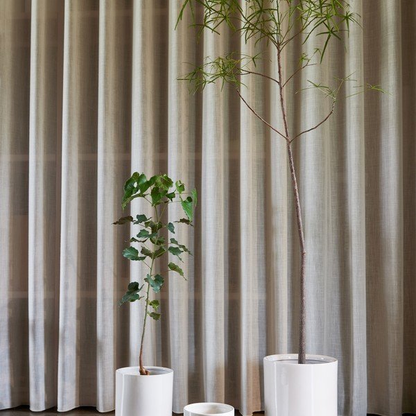 Iš molio rankų darbo gėlių vazono dangtelis ø 21,5 cm Nami – OYOY Living Design-image-3