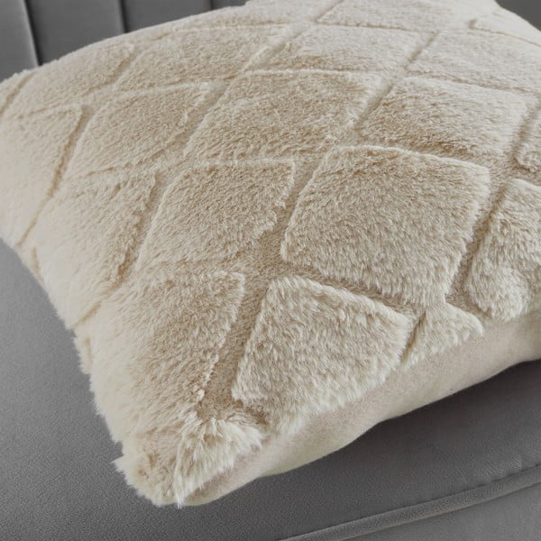 Iš mikropliušo dekoratyvinė pagalvėlė 43x43 cm Cosy Diamond – Catherine Lansfield-image-2