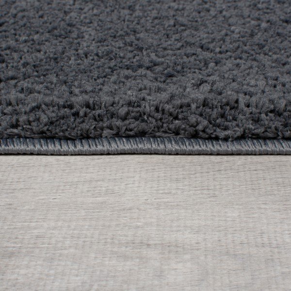 Skalbiamas iš perdirbto pluošto apvalios formos kilimas tamsiai pilkos spalvos 180x180 cm Fluffy – Flair Rugs-image-3