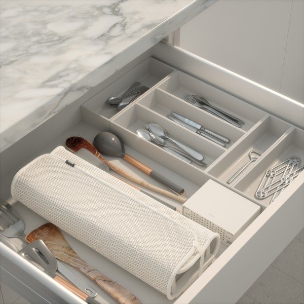 Smėlio spalvos iš plastiko indų džiovinimo padėkliukas 61x43 cm Udry – Umbra-image-4