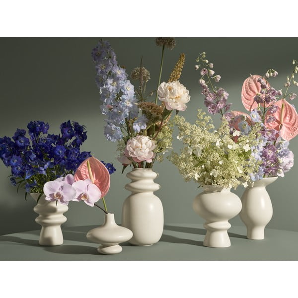 Kreminės baltos spalvos keraminė vaza Kähler Design Kontur, 29 cm aukščio-image-3