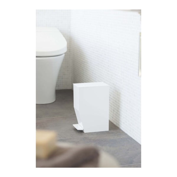 Iš plastiko šiukšliadėžė baltos spalvos su pedalu 3,9 l Tower – YAMAZAKI-image-1