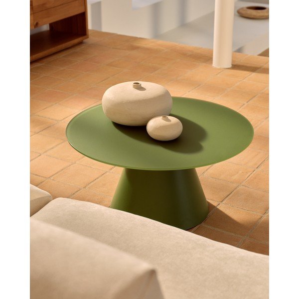 Žalios spalvos apvalios formos kavos staliukas su stikliniu stalviršiu ø 80 cm Wilshire – Kave Home-image-1