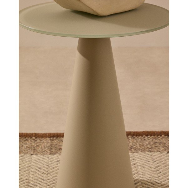 Apvalios formos šoninis stalas su stikliniu stalviršiu ø 35 cm Wilshire – Kave Home-image-2