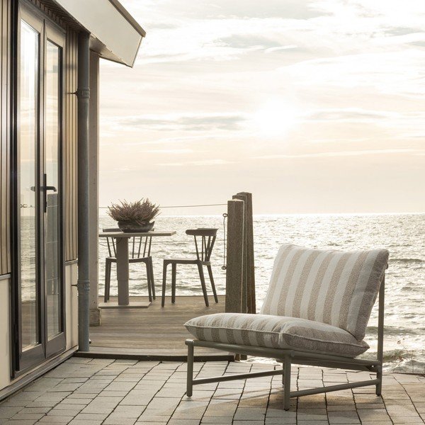 Smėlio spalvos metalinis/paminkštinto audinio sodo krėslas Elvo – WOOOD-image-1