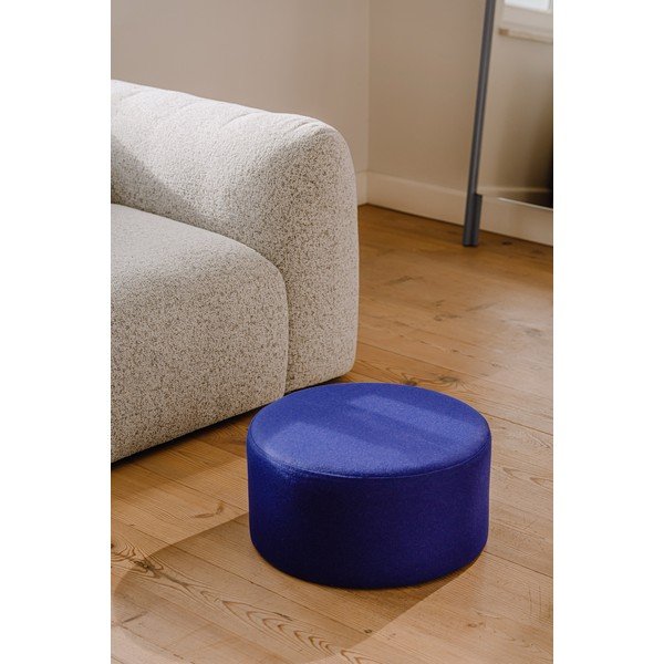 Mėlynos spalvos pufas iš vilnos Folk – noo.ma-image-1