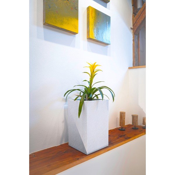 Iš perdirbto plastiko vazonas su savaiminio laistymo funkcija Cubico Stone – Flower Lover-image-2