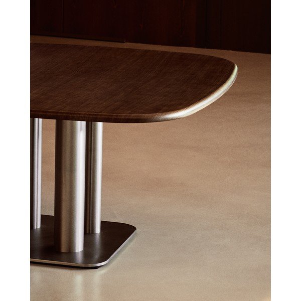 Valgomojo stalas iš riešutmedžio 150x150 cm Melvar – Kave Home-image-3