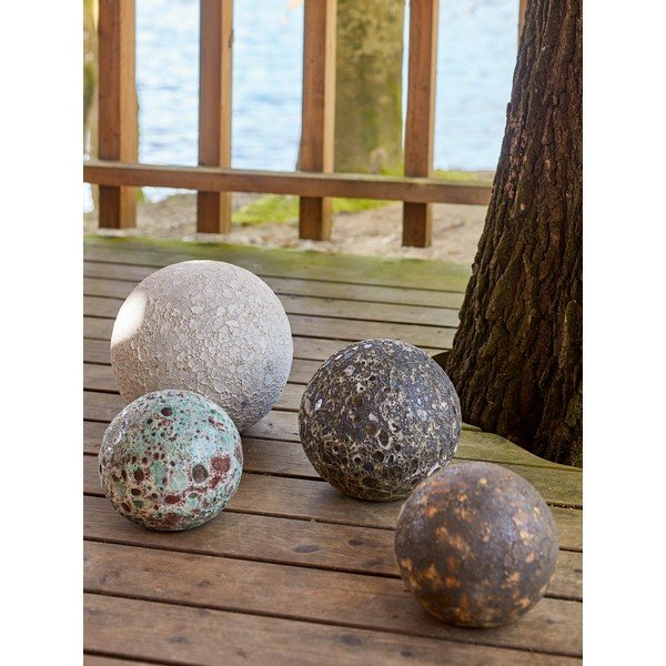 Iš terakotos sodo dekoratyviniai kamuoliukai Reese – Bloomingville-image-2