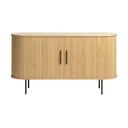 Žema šoninė spintelė natūralios spalvos iš ąžuolo su stumdomomis durimis 140x76 cm Nola – Unique Furniture