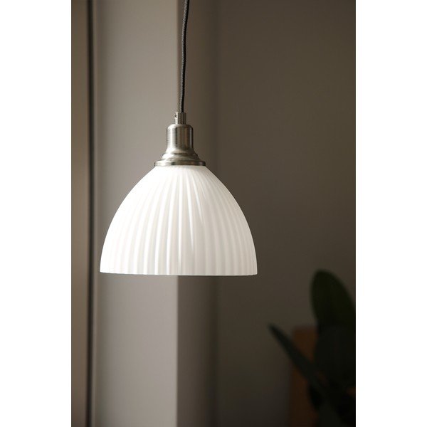 Baltos spalvos iš stiklo kabantis šviestuvas ø18x18 cm Ro – Markslöjd-image-1