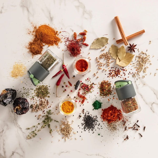 Prieskonių indai 4 vnt. 100 ml – Lékué-image-1