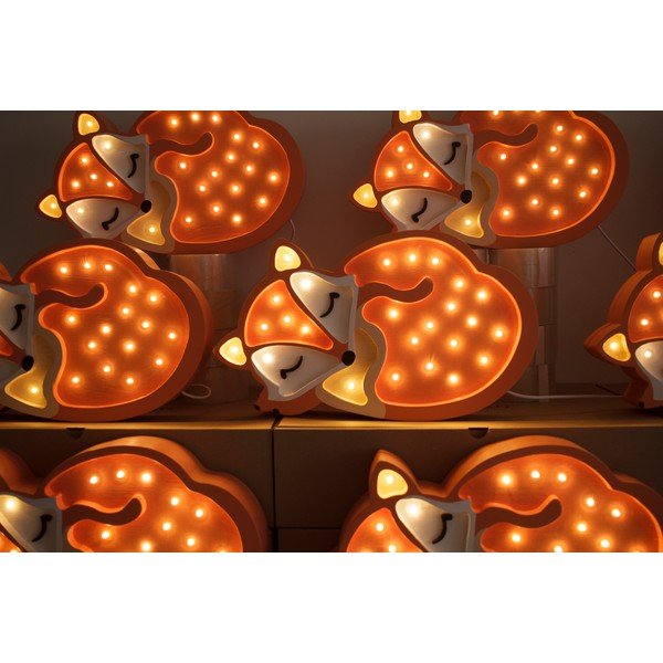 Oranžinis pušies medienos stalinis šviestuvas Little Lights Fox Wild, ilgis 31 cm-image-1