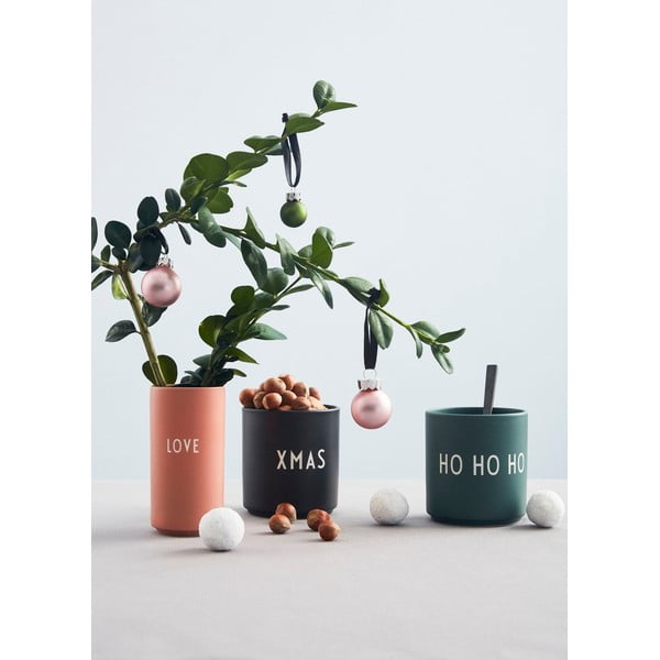 Tamsiai žalios spalvos porcelianinis puodelis Design Letters Favourite Ho Ho Ho-image-4