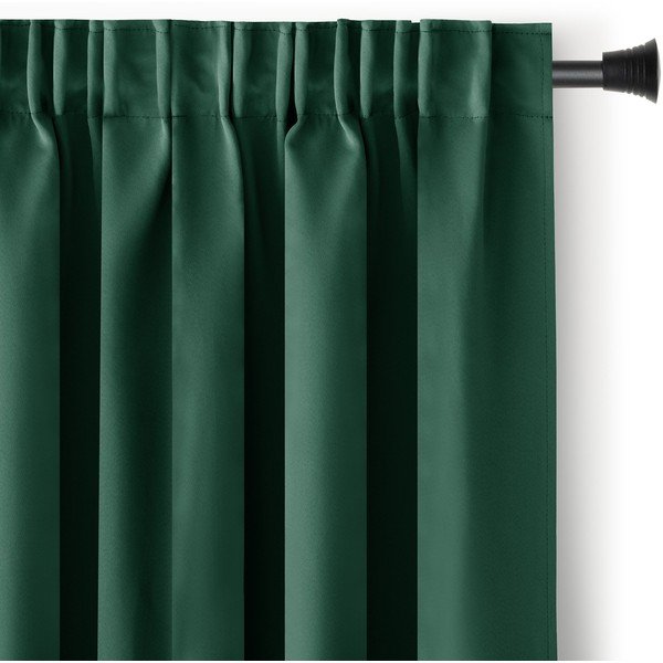 Tamsiai žalios spalvos pritemdymas (dalinis užtemimas) užuolaida 140x175 cm Kierra – Restilo