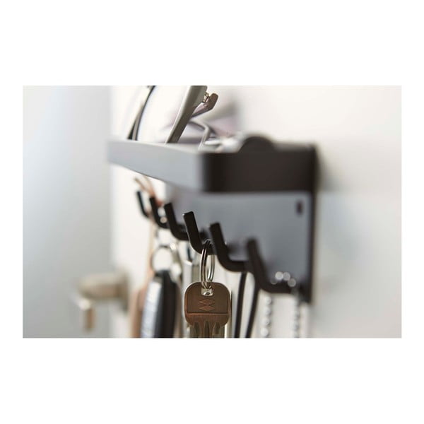Juodas sieninis raktų laikiklis su lentyna YAMAZAKI Smart-image-3