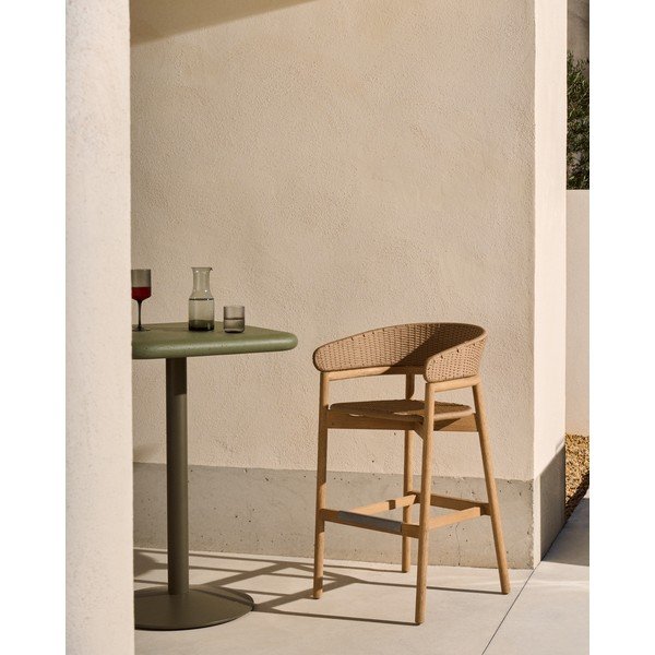 Natūralios spalvos medžio masyvo sodo baro taburetė Arinella – Kave Home-image-1