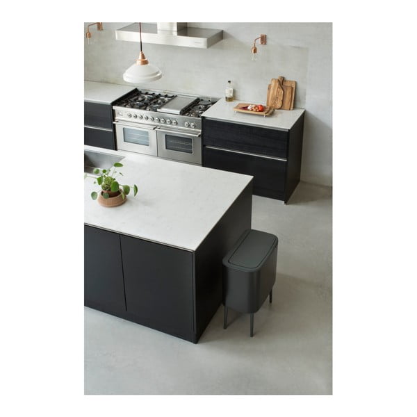 Iš plieno šiukšliadėžė matinės juodos spalvos rūšiavimui/galima atidaryti palietus 33 l Bo Touch Bin – Brabantia-image-4