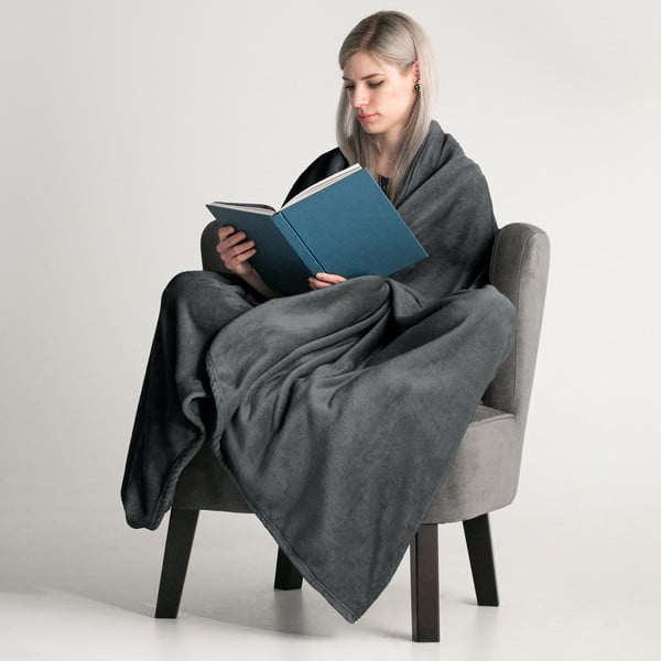 Tamsiai pilkas mikropluošto pledas DecoKing Mic, 70 x 150 cm-image-1