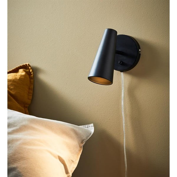 Juodas sieninis šviestuvas Markslöjd Crest, aukštis 17 cm-image-1