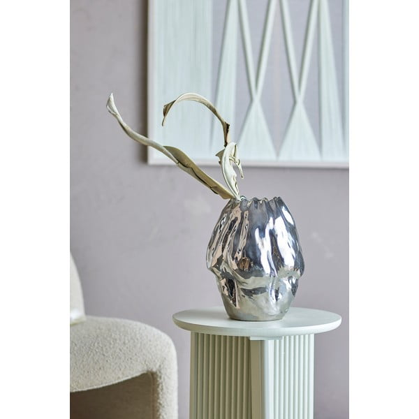 Sidabrinės spalvos iš akmens masės vaza (aukštis 29 cm) Bobby – Bloomingville-image-1