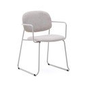 Smėlio spalvos iš metalo valgomojo kėdė su porankiais Meli – Kave Home