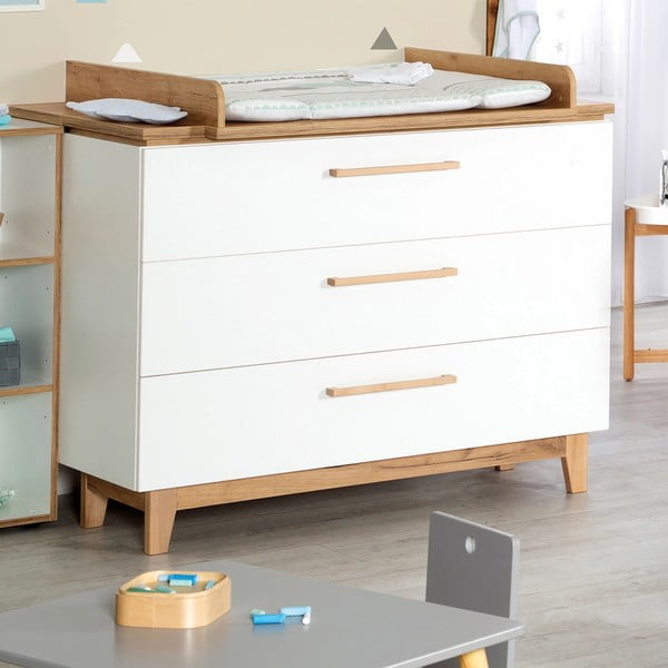 Žema su vystymo stalu vaikiška šoninė spintelė baltos spalvos iš ąžuolo 118x104 cm Finn – Roba-image-1