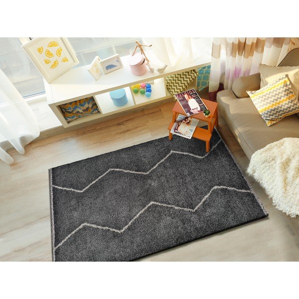 Juodas kilimas Universal Kasbah Sharp, 133 x 190 cm-image-1