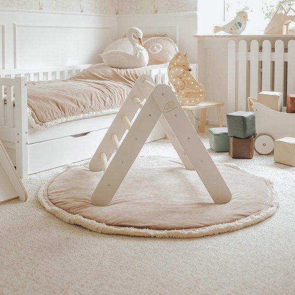 Baltos spalvos laipiojimo trikampis iš pušies masyvo 46x87x60 cm Montessori – Meowbaby-image-1