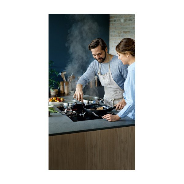 WMF "CeraDur Plus" keptuvė, ⌀ 28 cm-image-2
